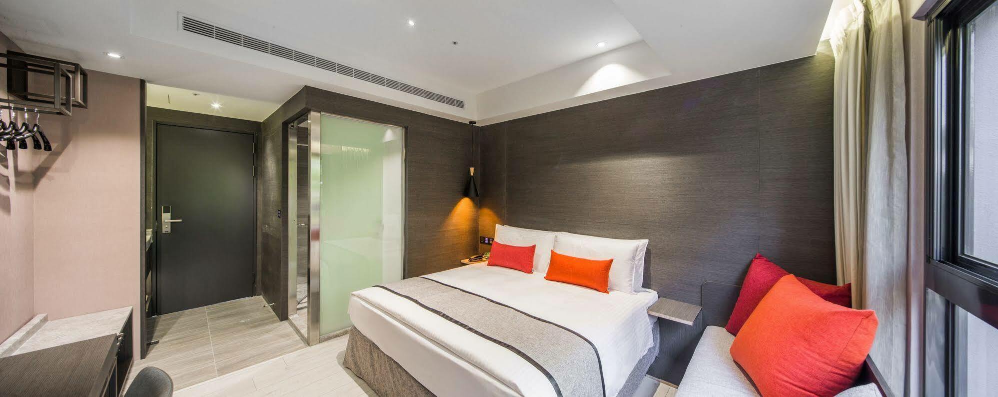 Icasa Hotel - By Cosmos Creation Taichung Exterior photo